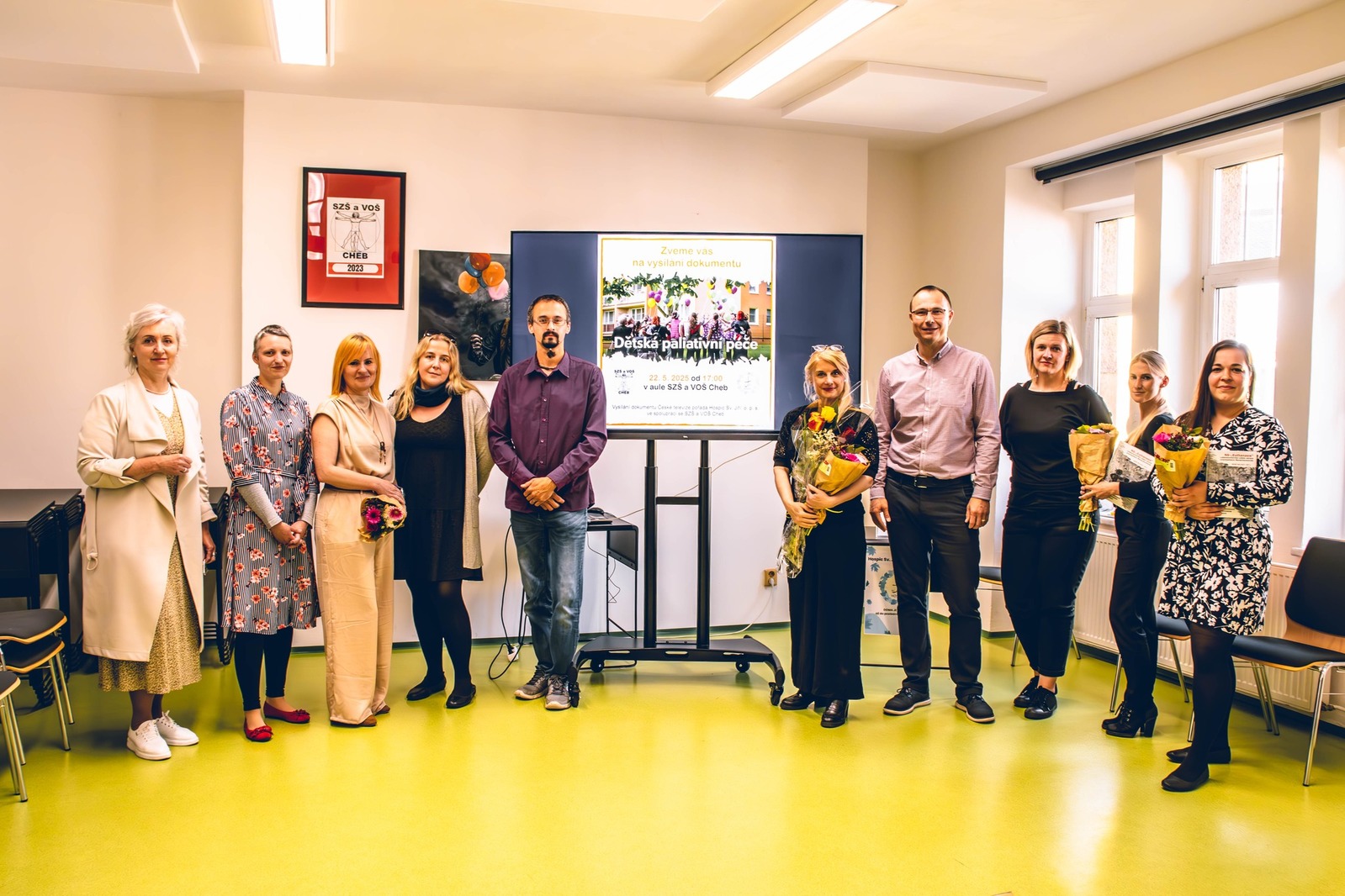Fotografie z promítání filmu o dětské paliativní péči.jpg